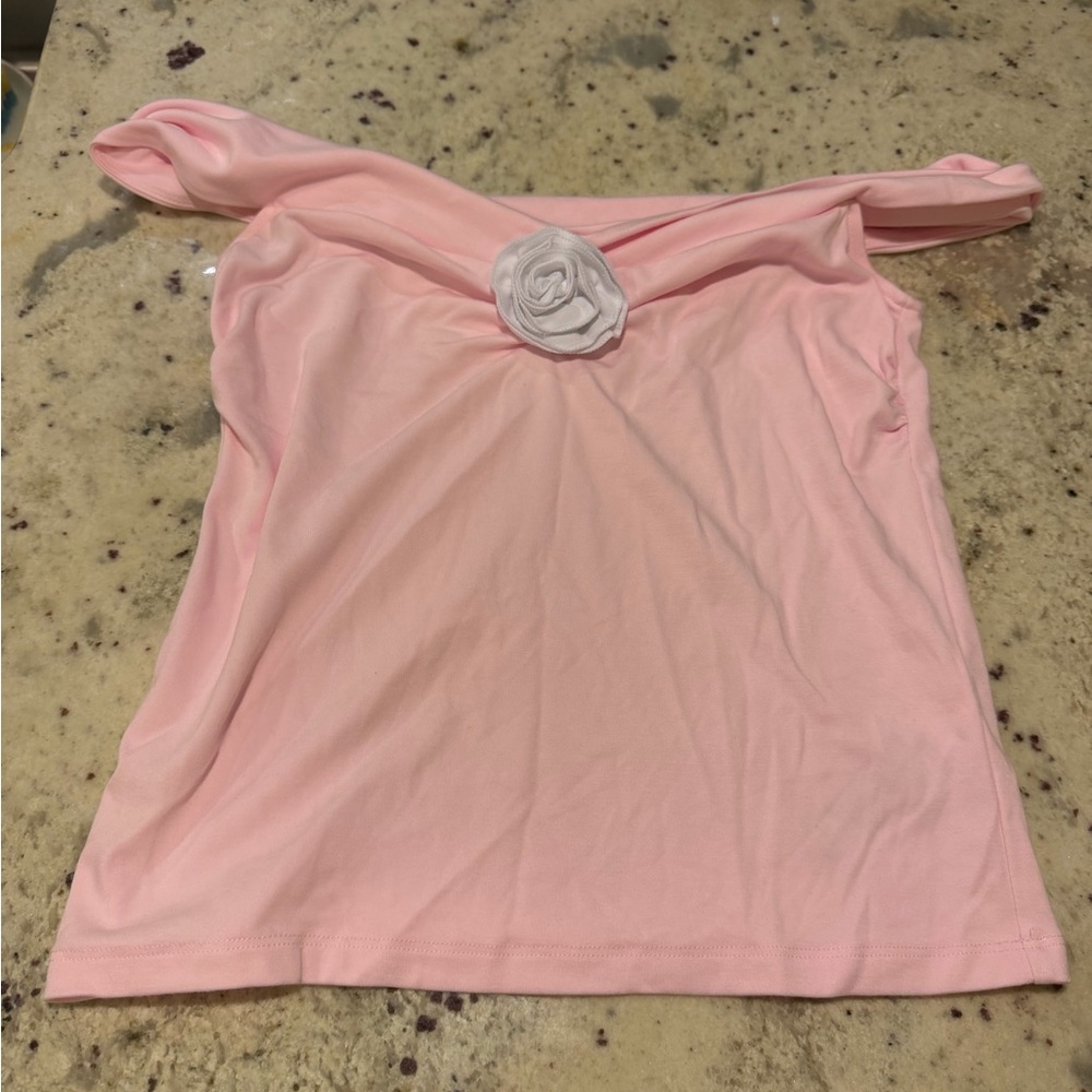 Aritzia Villa Pink Off-Shoulder Top with White Flower Accent